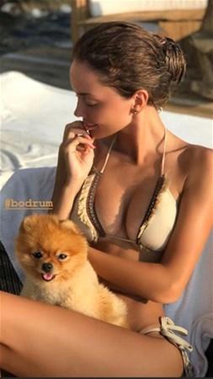 Cansu Taşkın ayna pozuyla yürek hoplattı