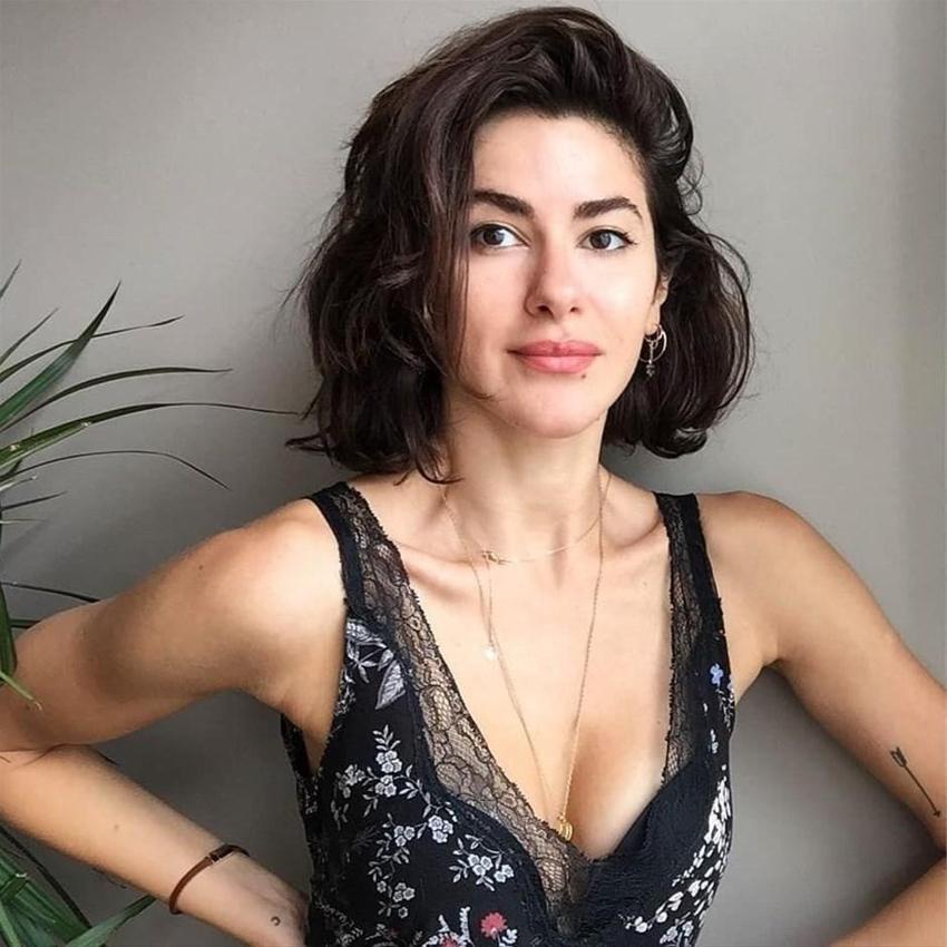 Estetik iddialarına 10 yıl önceki fotoğraflarıyla yanıt verdi