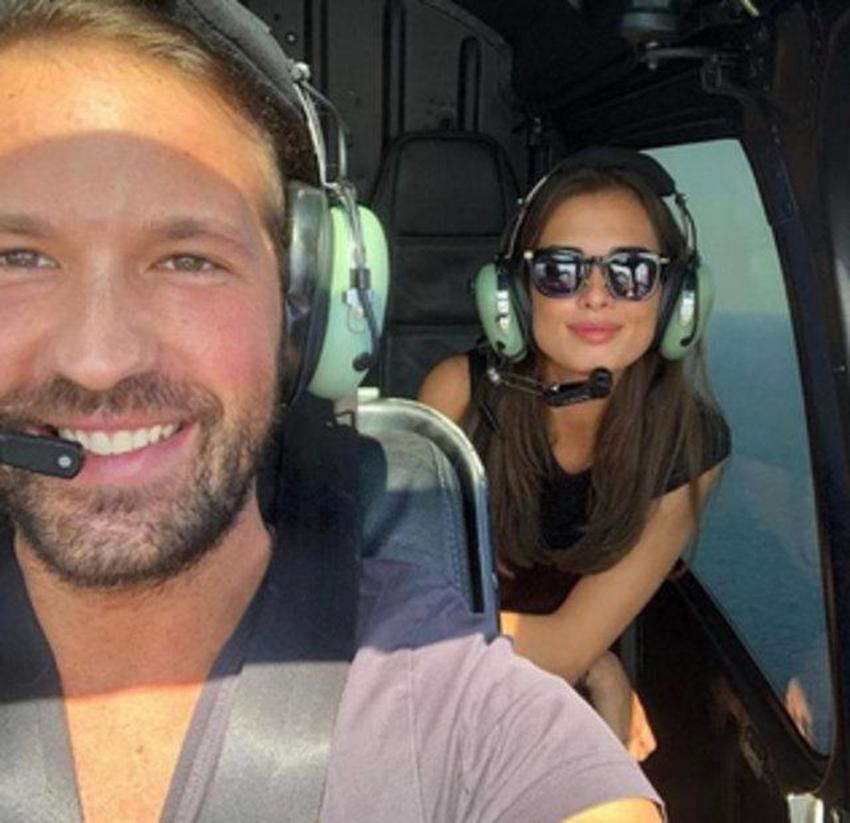 Türk güzel Elif Aksu'nun küvet pozu olay oldu