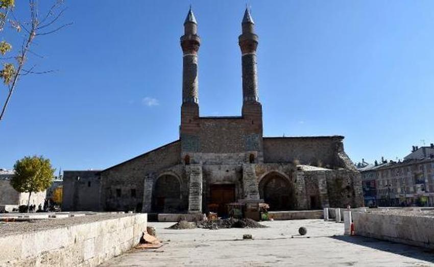 Tarihi medresenin altındaki yapının gizli geçit değil, altyapı olduğu anlaşıldı!
