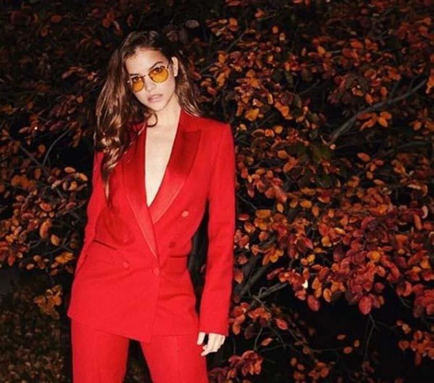 Barbara Palvin cesaretini konuşturdu
