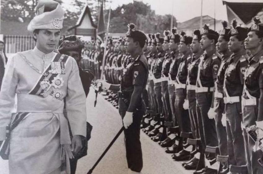 Maden işçisi Sultan olduğunu öğrendi
