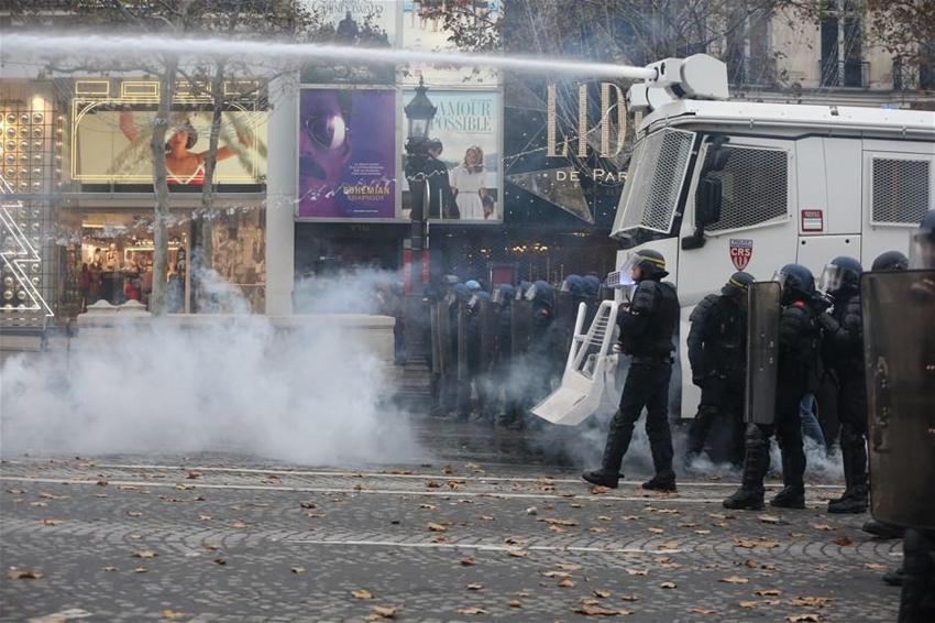 Fransa çok fena karıştı!
