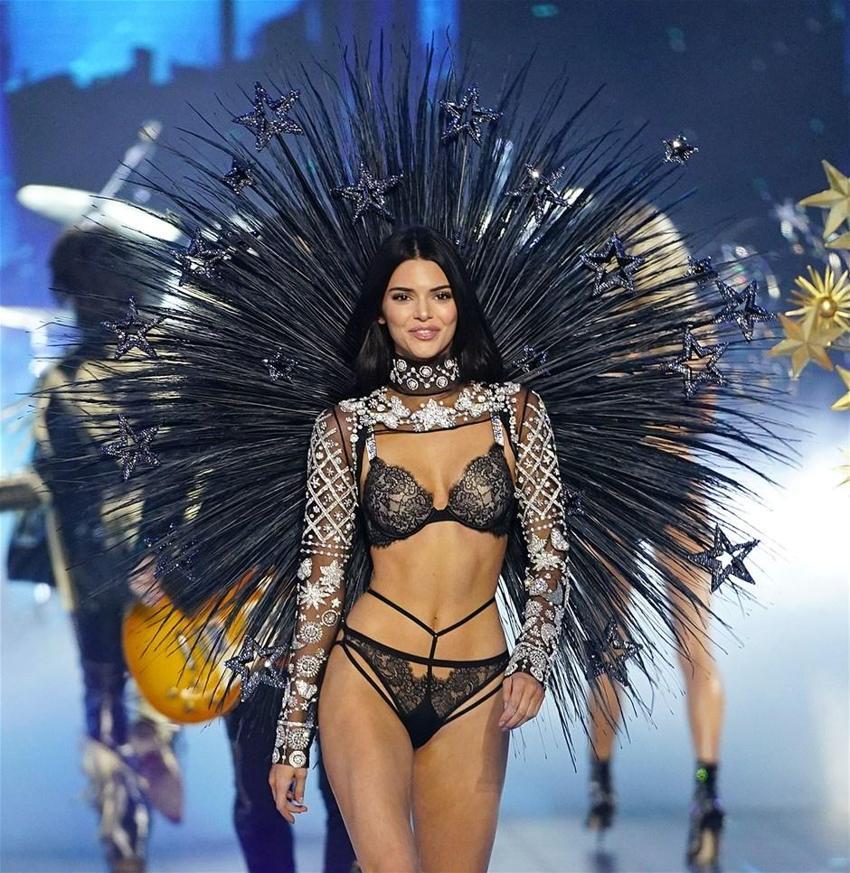 Aşkını ilan etti! Kendall Jenner...