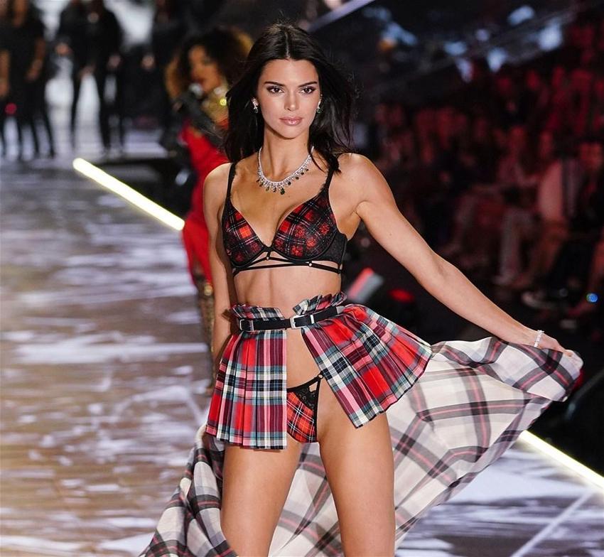 Aşkını ilan etti! Kendall Jenner...