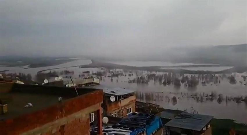Alarm! Su seviyesi yükseldi, baskınlar başladı...