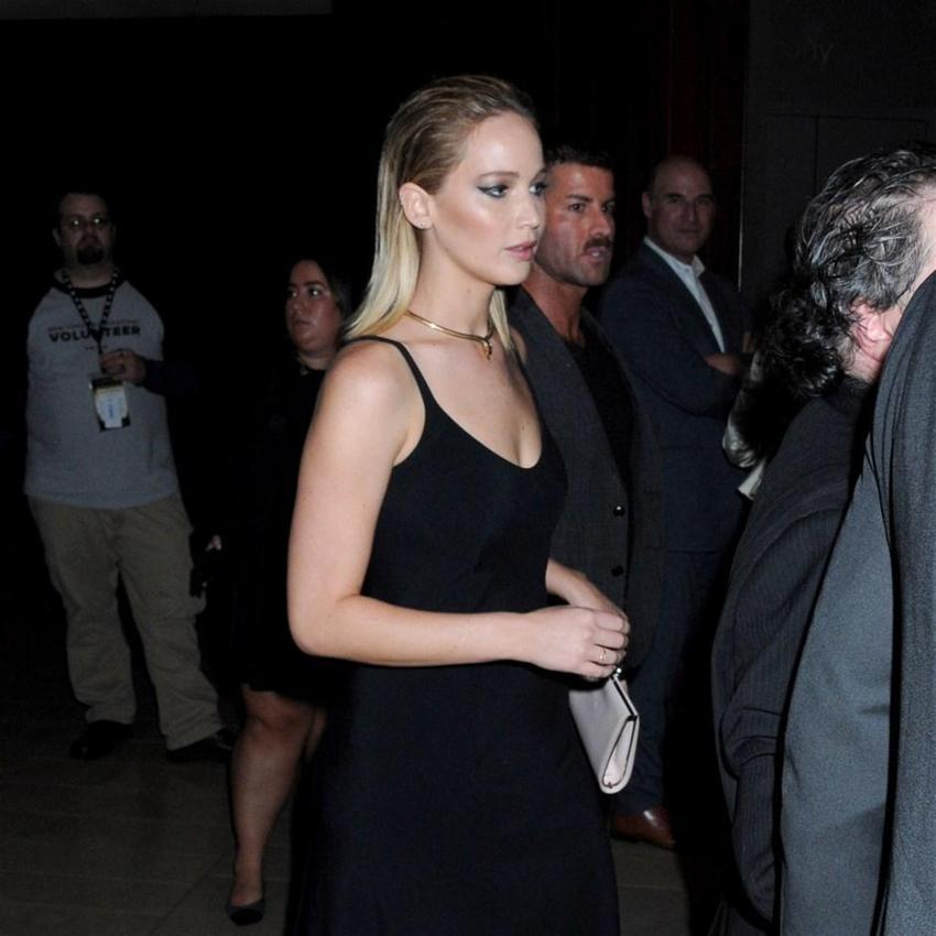 "Jennifer Lawrence'la İlişkiye Girdim" diyen yapımcı Harvey Weinstein, aktrise tecavüz etti