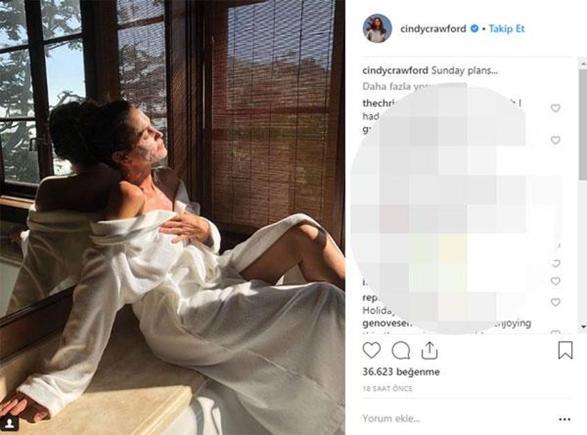 Cindy Crawford'dan 52 yaş pozu