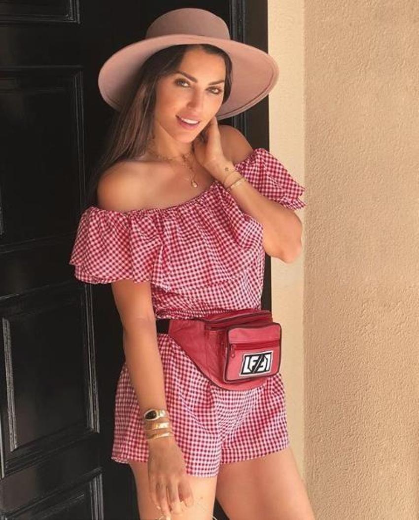 Yolanthe Cabau'dan olay paylaşım
