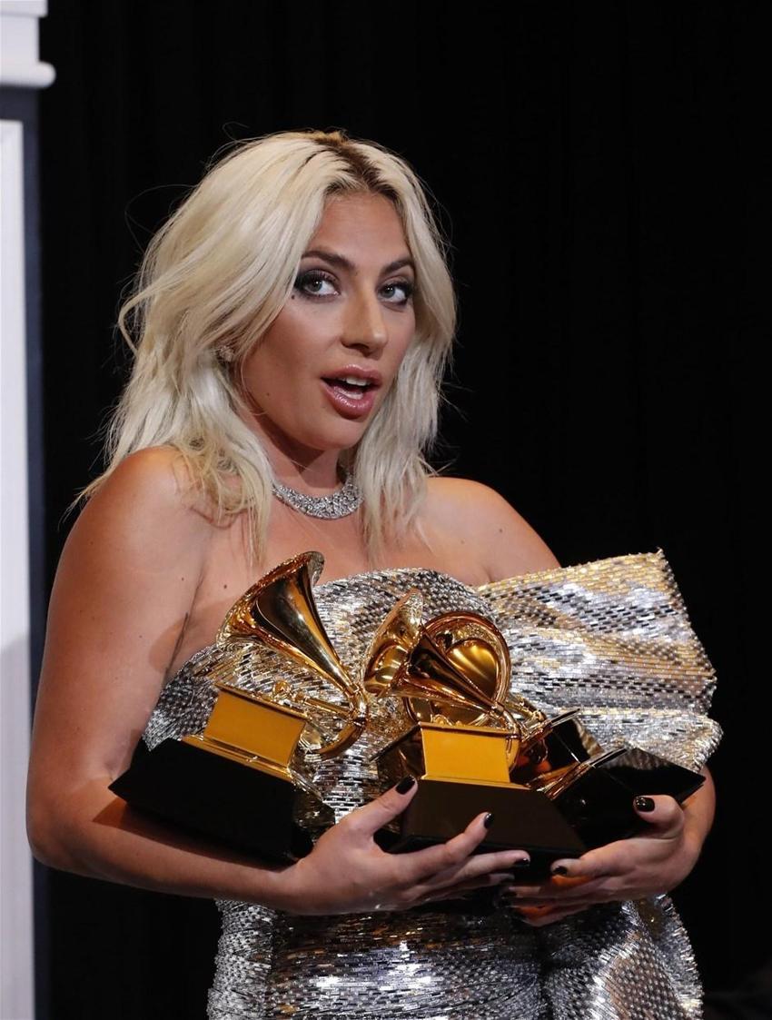 61. Grammy Ödülleri'nin sahipleri belli oldu! Lady Gaga şaşırttı