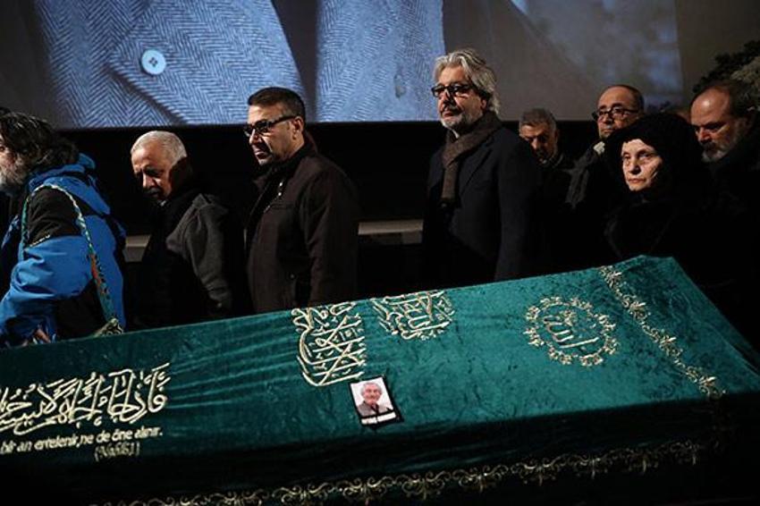 Usta sanatçı Aytaç Arman'a veda: Üzülerek gitti!