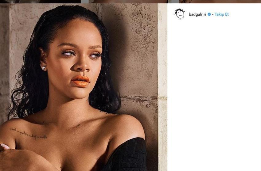 Rihanna'nın cüretkaz pozu nefes kesti