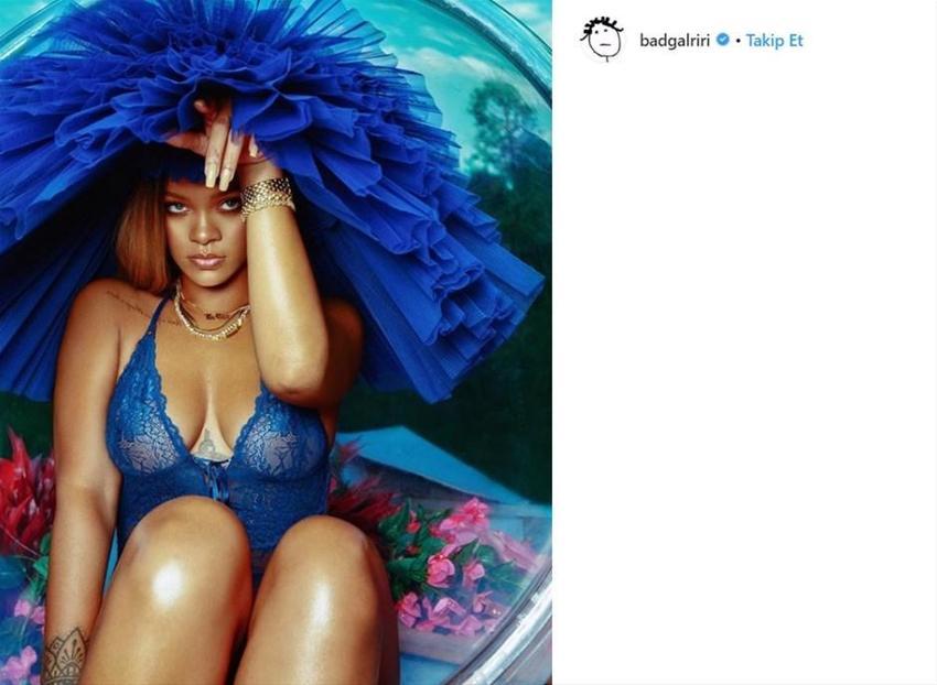 Rihanna'nın cüretkaz pozu nefes kesti