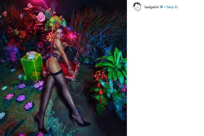 Rihanna'nın cüretkaz pozu nefes kesti