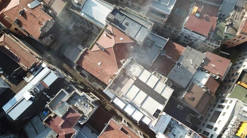 İstanbul'da büyük yangın! 4 kişi hayatını kaybetti