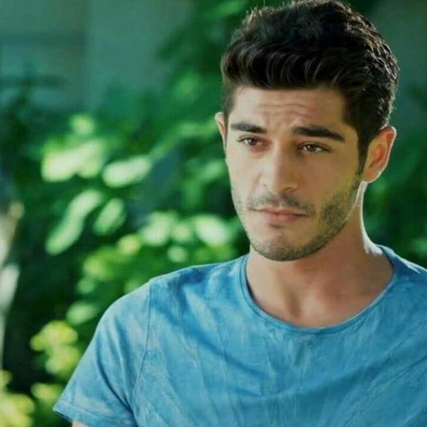 Hazal Kaya ve Burak Deniz arasında kriz!