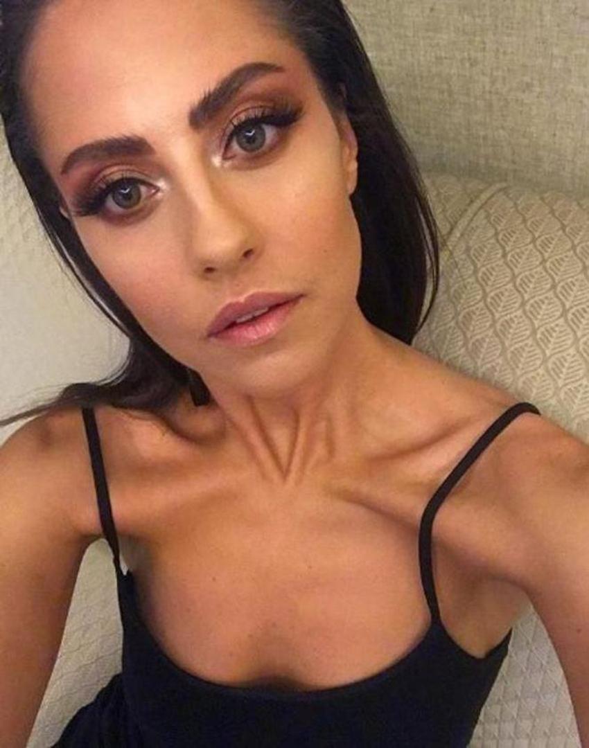 Demet Akalın ve Aynur Aydın birbirine girdi