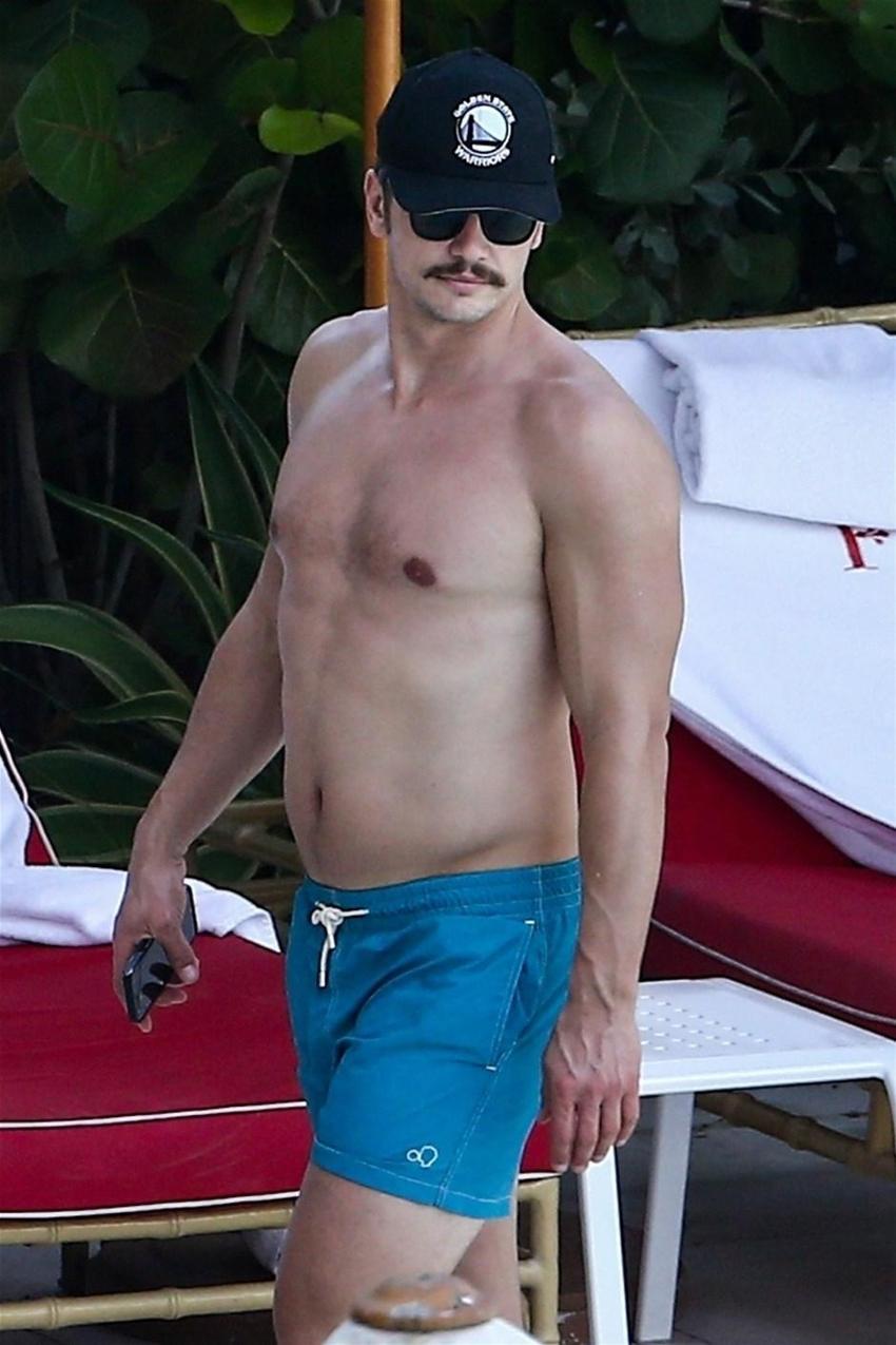 James Franco-Isabel Pakzad, Miami tatilinde