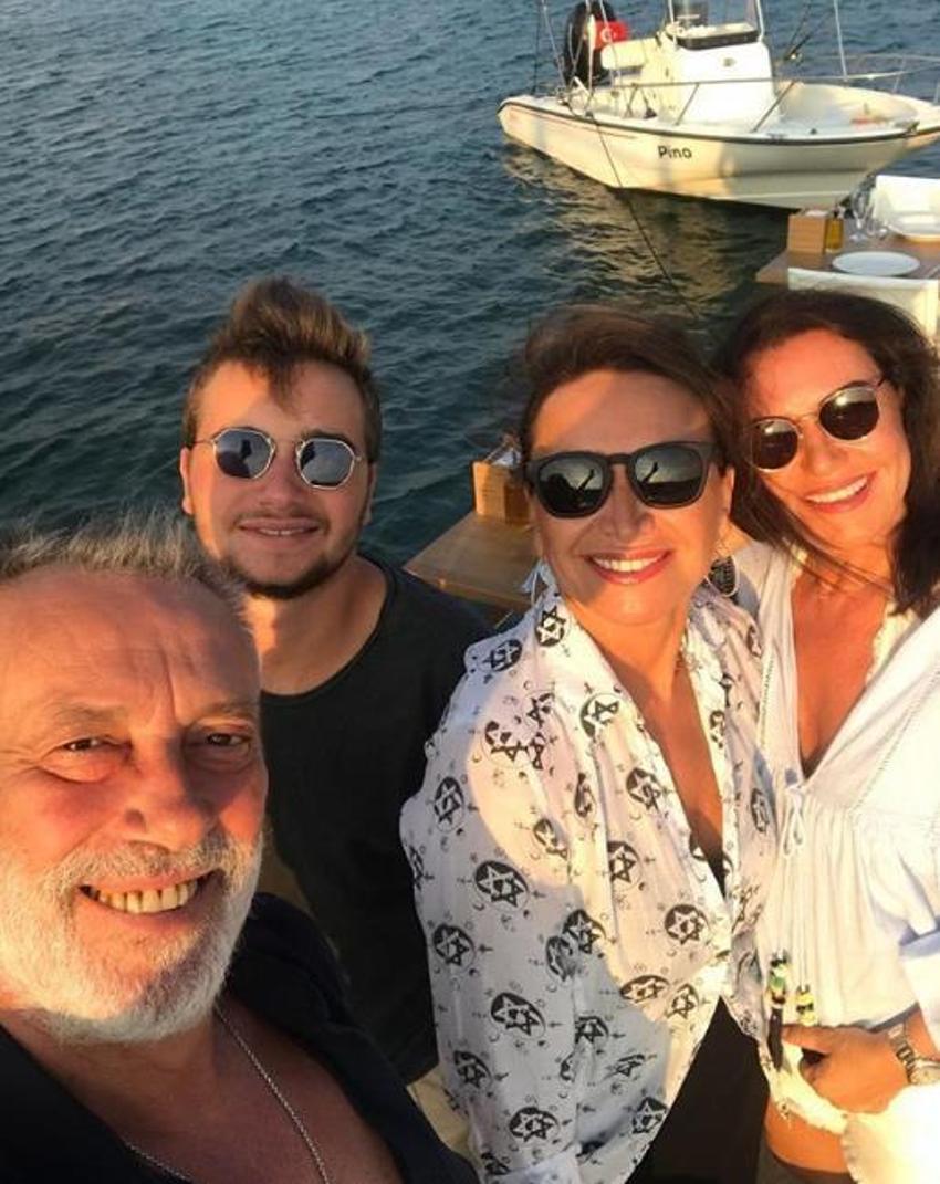 Ünlü oyuncu Demet Akbağ'ın eşi Zafer Çika hayatını kaybetti
