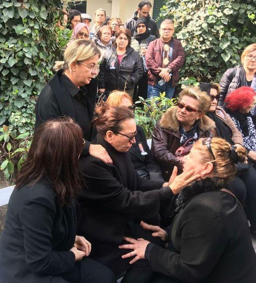 Ünlüler Zafer Çika'nın cenazesine akın etti