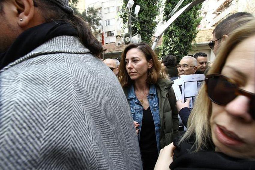 Ünlüler Zafer Çika'nın cenazesine akın etti