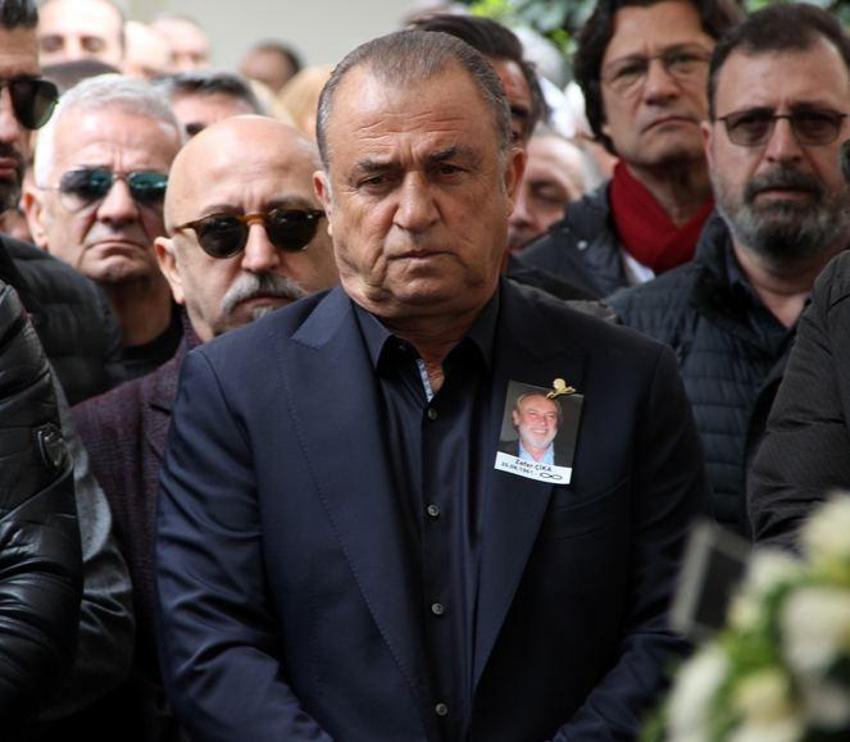 Ünlüler Zafer Çika'nın cenazesine akın etti