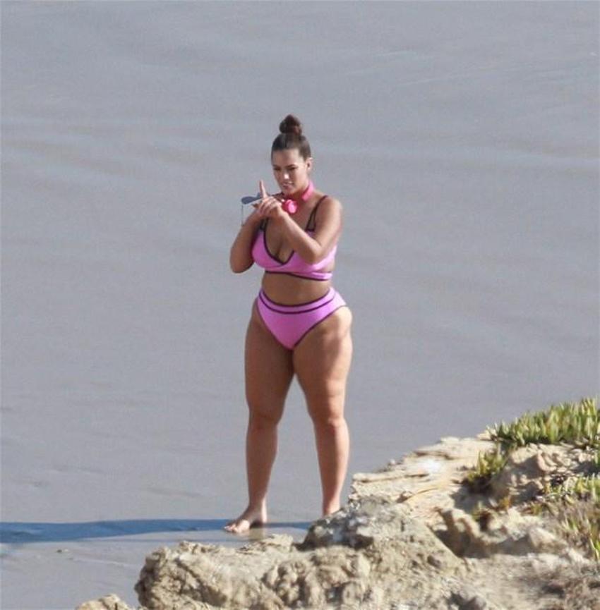 Kendine uygun bikini bulamayınca...