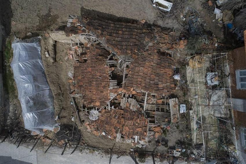 Denizli'de şiddetli deprem! Art arda artçı sarsıntılar...