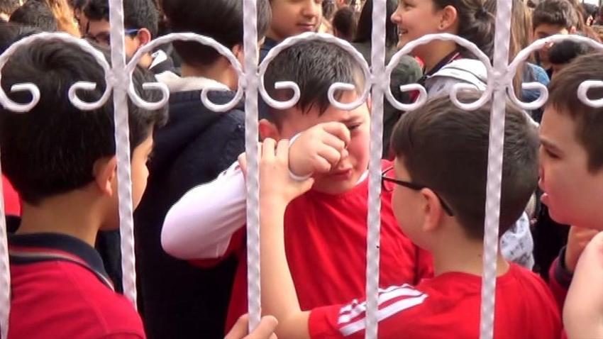 Denizli'de şiddetli deprem! Art arda artçı sarsıntılar...