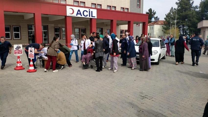 Denizli'de şiddetli deprem! Art arda artçı sarsıntılar...