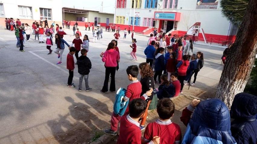 Denizli'de şiddetli deprem! Art arda artçı sarsıntılar...
