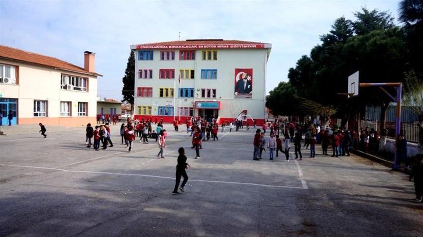 Denizli'de şiddetli deprem! Art arda artçı sarsıntılar...
