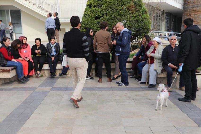 Denizli'de şiddetli deprem! Art arda artçı sarsıntılar...
