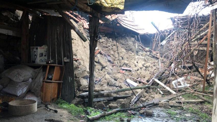 Denizli'de şiddetli deprem! Art arda artçı sarsıntılar...