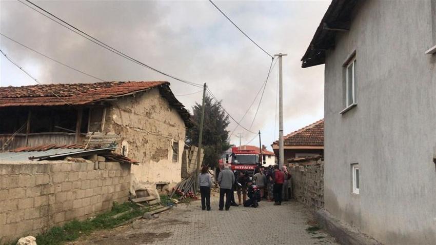 Denizli'de şiddetli deprem! Art arda artçı sarsıntılar...