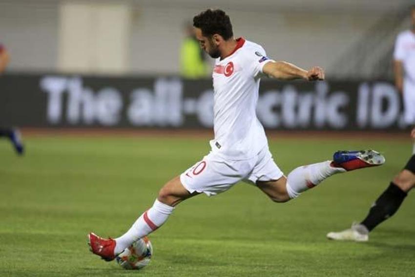 Hakan Çalhanoğlu'nun yeni adresi...