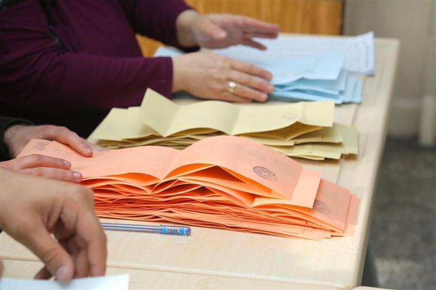 Türkiye sandık başında, yurttan seçim manzaraları!