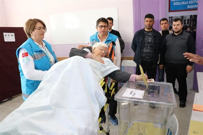 Türkiye sandık başında, yurttan seçim manzaraları!