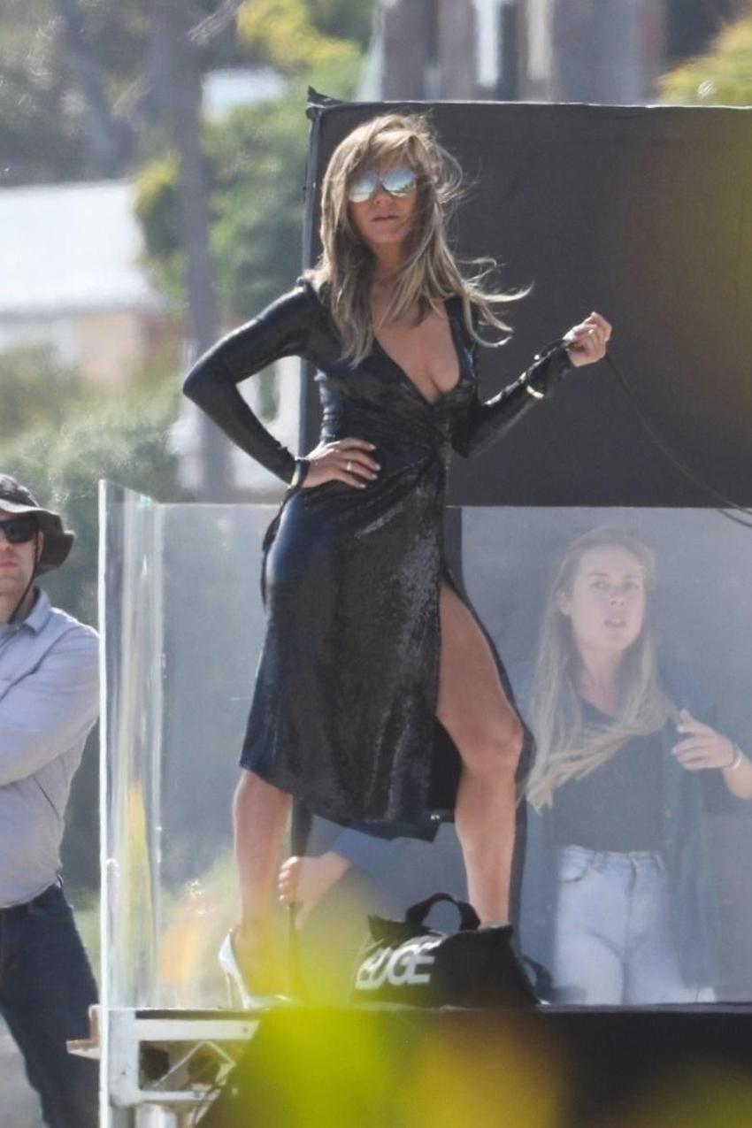 Jennifer Aniston nefes kesti