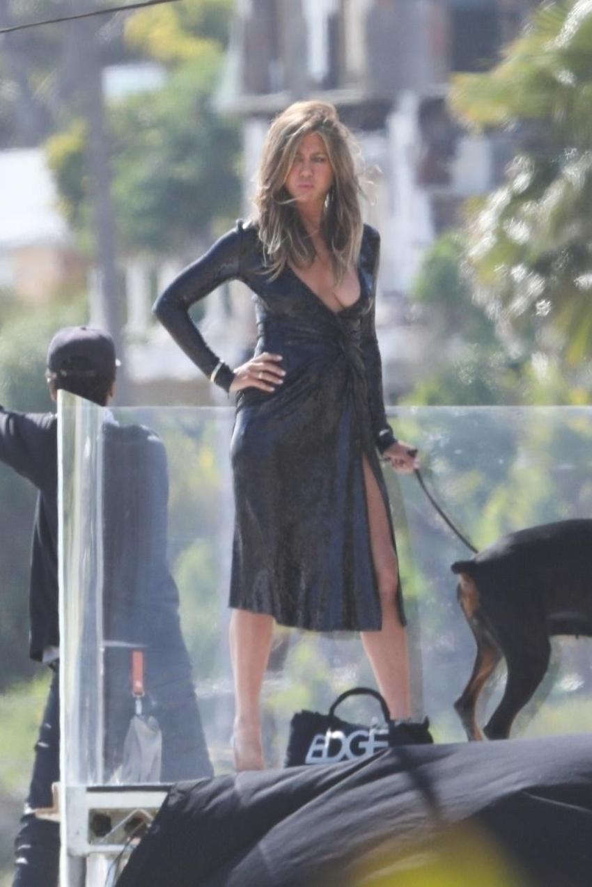 Jennifer Aniston nefes kesti