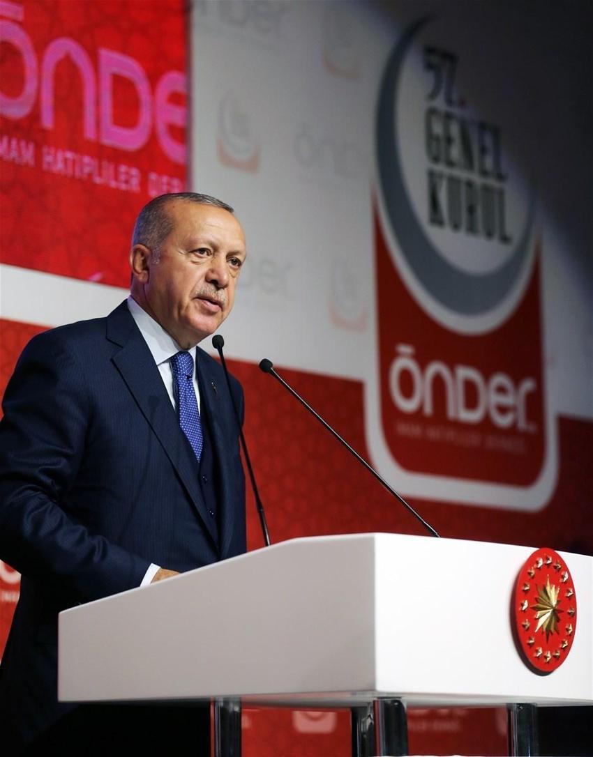 Cumhurbaşkanı Erdoğan: İmam hatipli olmak demek dava adamı ve buna talip olmak demektir