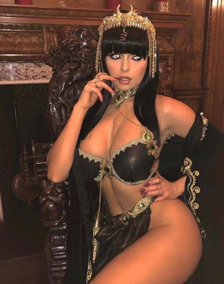 Demi Rose, Kleopatra oldu!