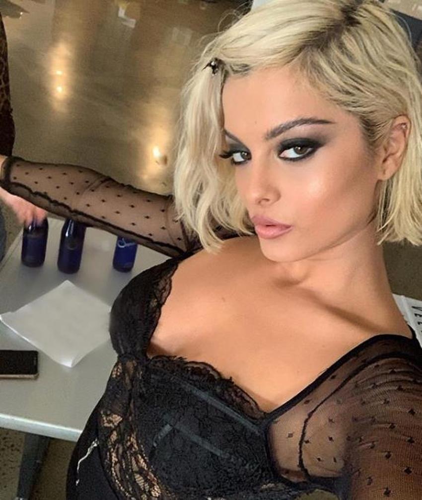 Bebe Rexha beyazlar içinde!