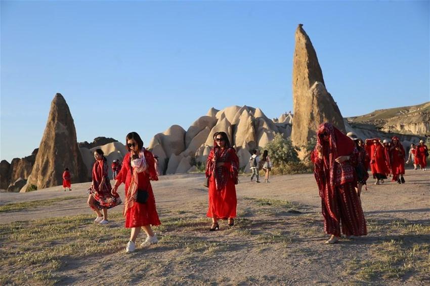 Türkiye tatili ile ödüllendirildiler! Bakın nasıl geldiler