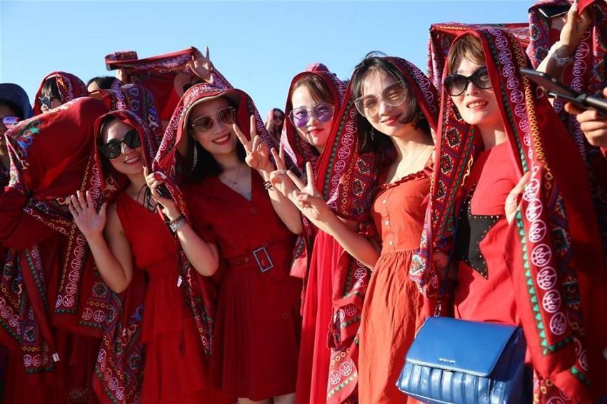 Türkiye tatili ile ödüllendirildiler! Bakın nasıl geldiler