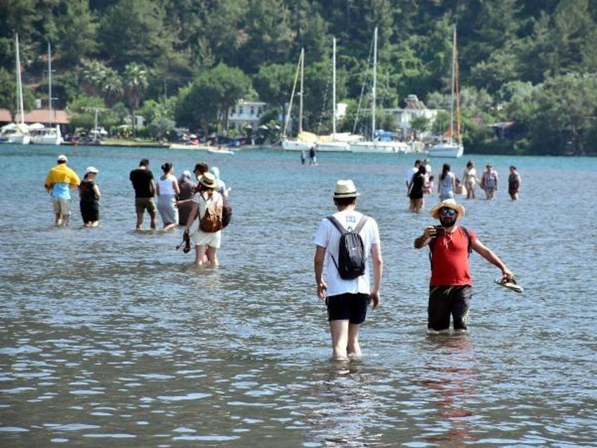 Kızkumu'na turist yağıyor