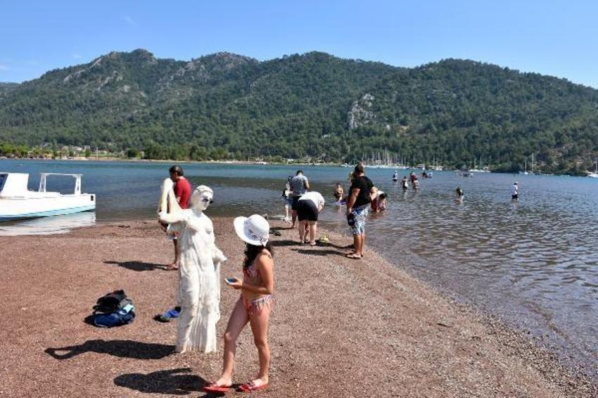 Kızkumu'na turist yağıyor