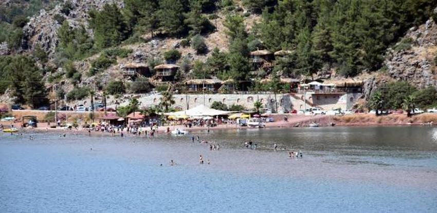 Kızkumu'na turist yağıyor