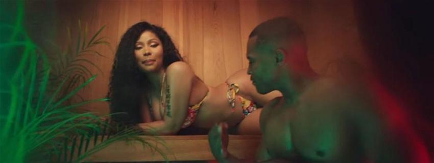 Nicki Minaj'dan sınırları zorlayan klip!