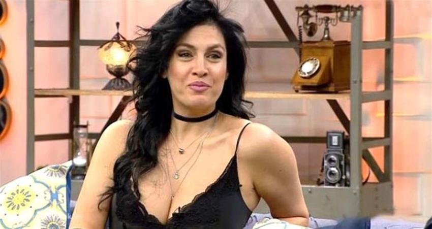 12 yaş küçük sevgilisiyle cesur poz